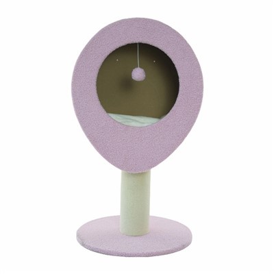 बिस्तर के साथ लंबा बिल्ली का पेड़